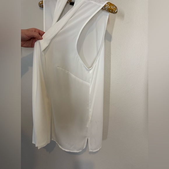 Eloquii White Sleeveless Blouse - Picture 4 of 8